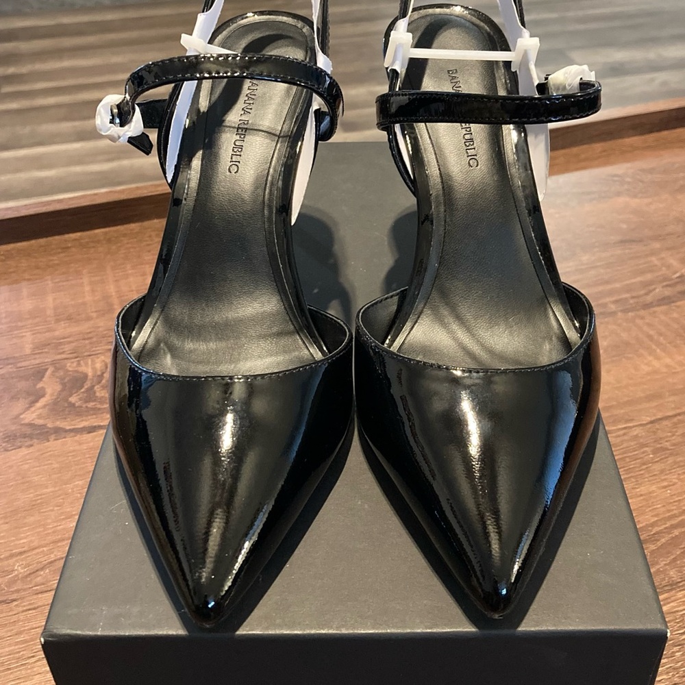 BANANA REPUBLIC Cross Halter Madis Black Patent 3-3/4” Slingback Heels Size 8.5 - Picture 9 of 9